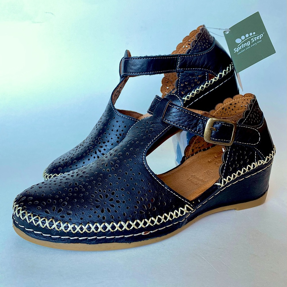 Spring Step Airy Comfort Wedge black size 6
